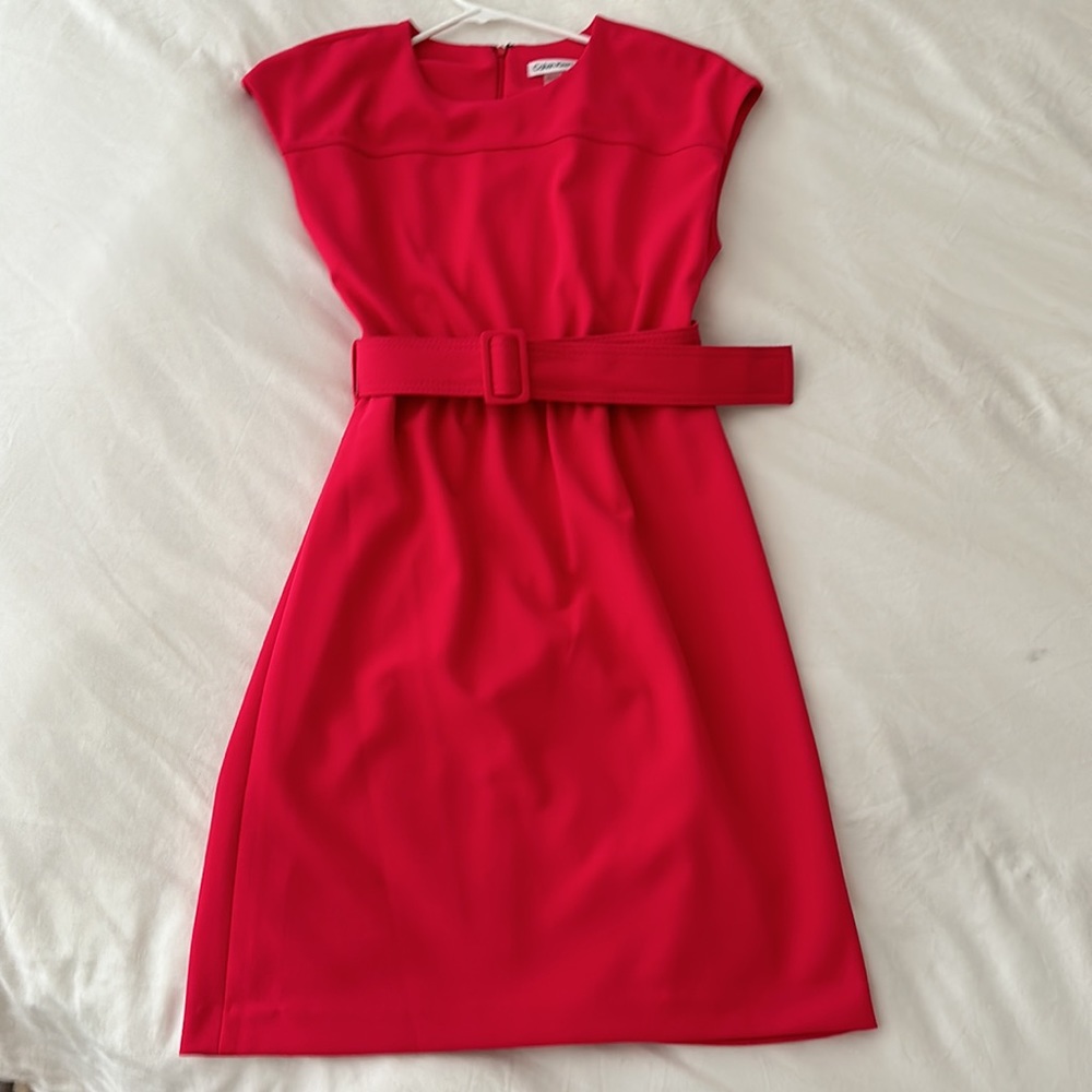 Cute summer dress only worn once.